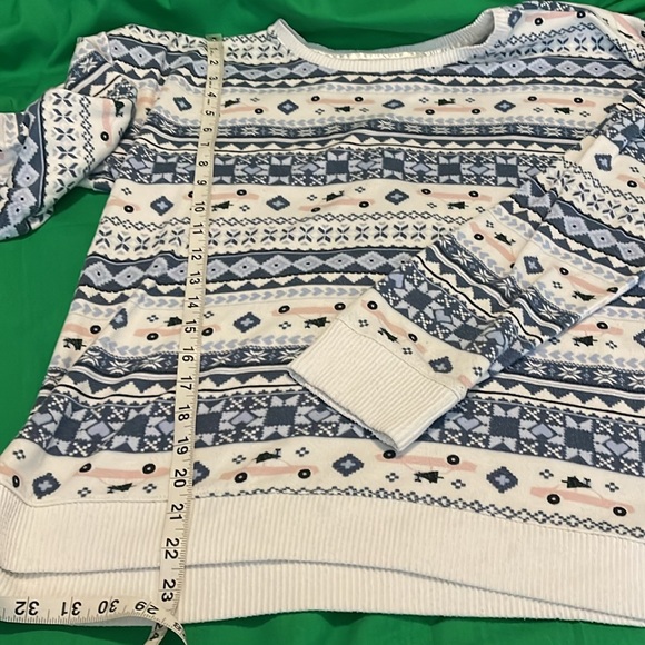 Used top size L by Lauren Conrad - Picture 4 of 8